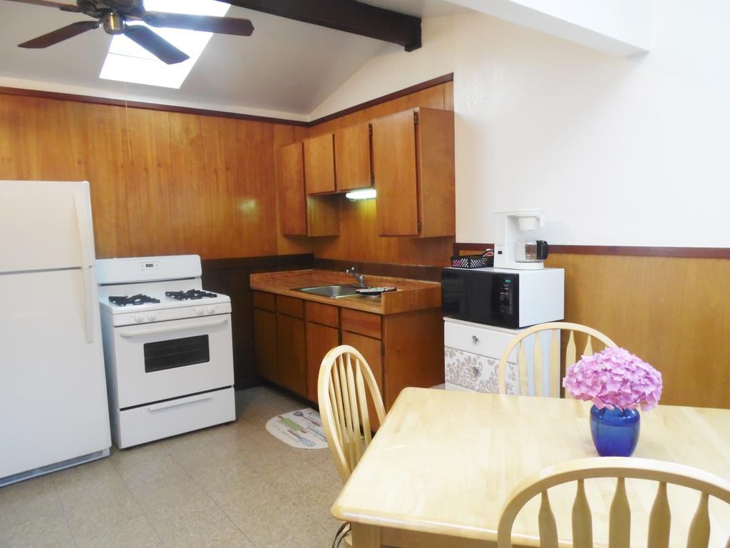 Riverlane Resort Guerneville Quarto foto